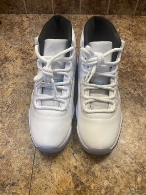 Air Jordan 11 Retro “Legend Blue”! New never worn! No Box!!